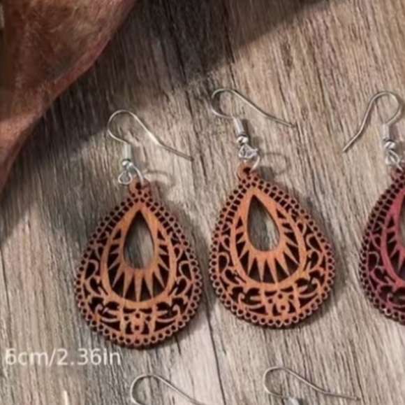 NEW Boho Wood Teardrop Dangle Earrings - Picture 4 of 10